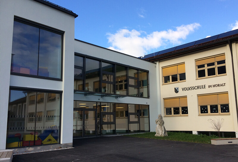 Volksschule in Wattens von HUTER & SÖHNE